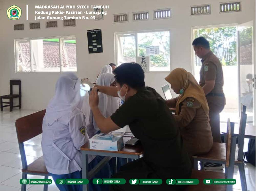 Pemeriksaan Kesehatan Gratis dari Puskesmas Pasirian Dukung Program UKS di Madrasah Aliyah Syech Tambuh
