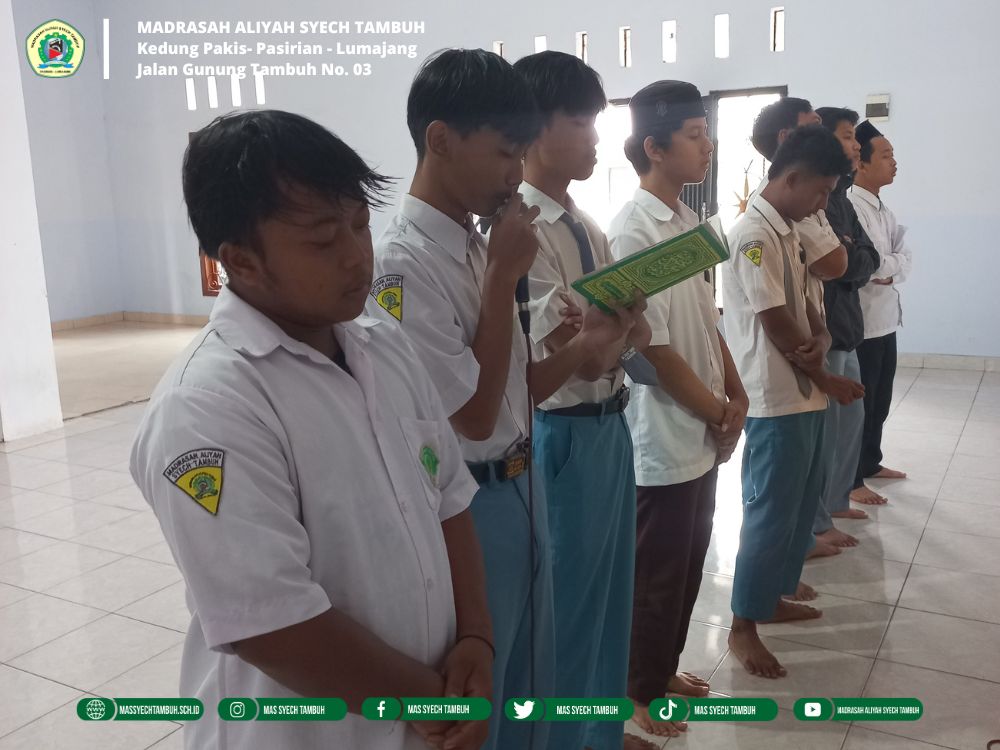 Madrasah Aliyah Syech Tambuh Gelar Kegiatan Rutin Istighosah Dan Pembacaan Maulid Diba'iyah Di Masjid Al Misry