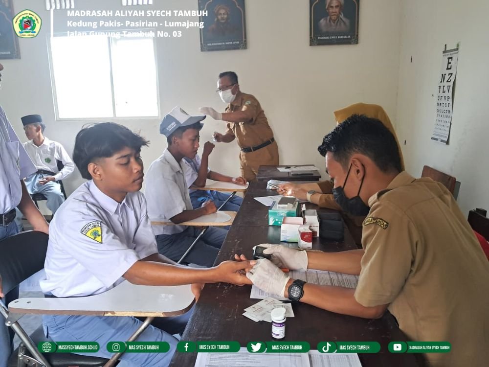 Peduli Kesehatan Generasi Muda, Puskesmas Pasirian Laksanakan Screening Kesehatan di MAS Syech Tambuh